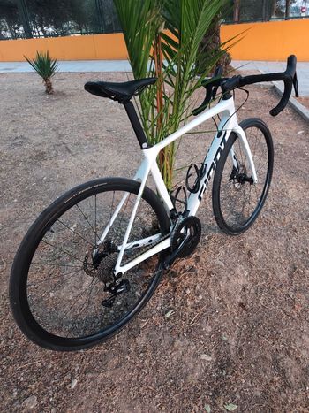 Used Giant TCR Advanced Disc 2 2021 2021 Road & Gravel, White — image 2 of 8
