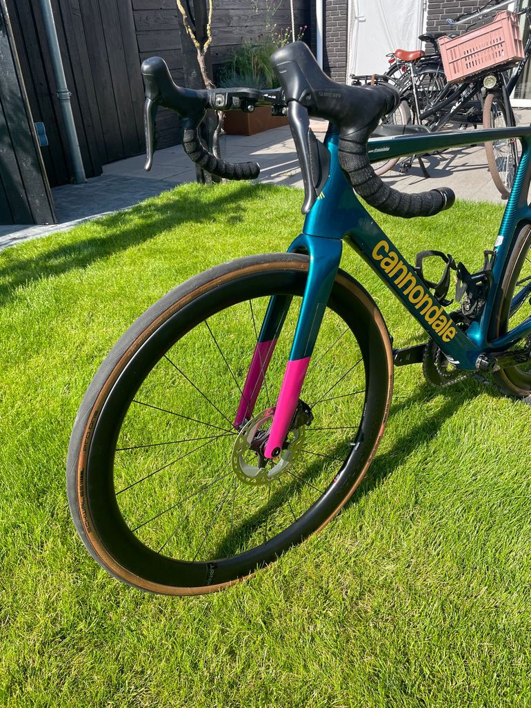 Used Cannondale SuperSix EVO Shimano Ultegra Di2 2023 Road & Gravel, Blue — image 4 of 7
