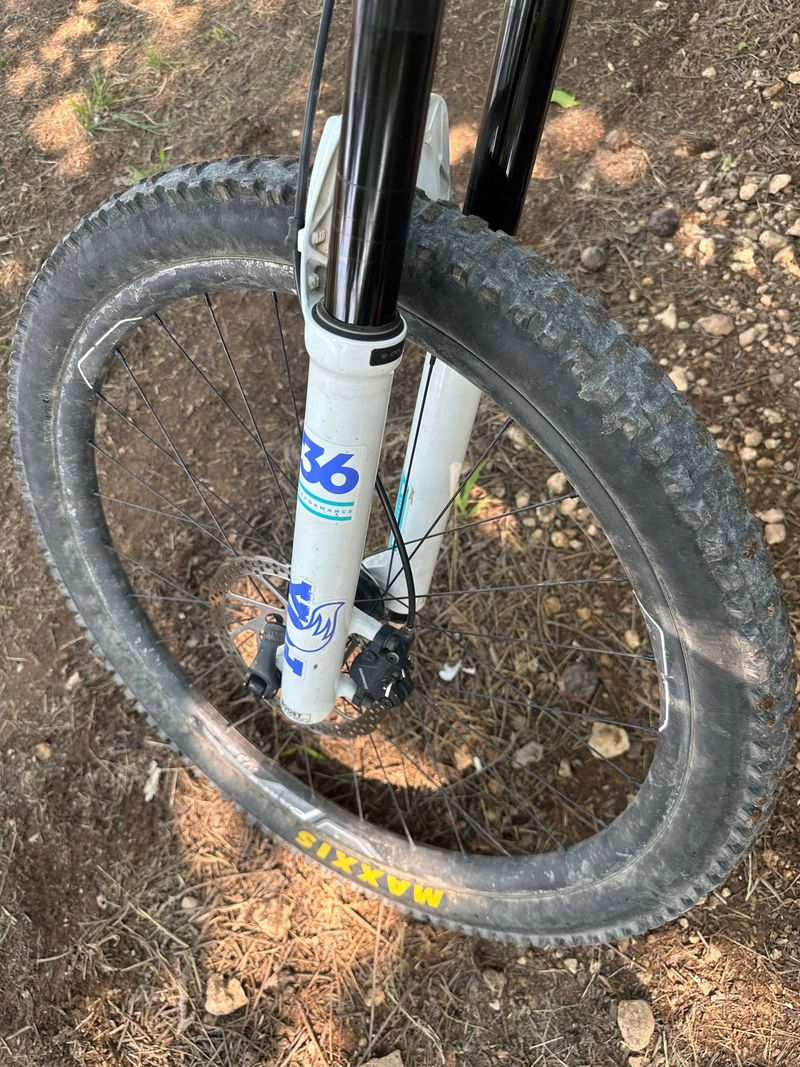 Tweedehands Liv Hail Advanced 1 2018 2018 Mountainbike — afbeelding 4 van 7