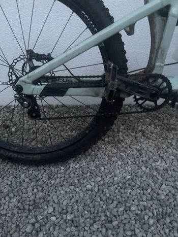 Used Focus Jam Shimano SLX 2022 Mountainbike, Light Gray — image 3 of 3