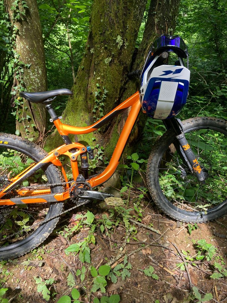 Used Giant Reign 1 2019 2019 Mountainbike, Orange, 27.5 — image 3 of 4