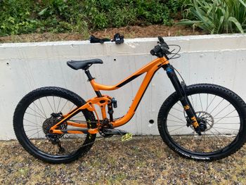 Used Giant Reign 1 2019 2019 MTB