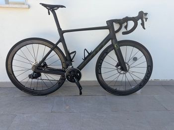 Used Scott Addict SRAM Rival eTap AXS 2023 Road & Gravel