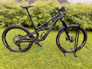 Used Canyon Spectral CF 7 2025 2025 MTB