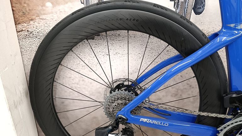 Gebrauchtes Pinarello dogma f Custom SRAM Red eTap AXS 2024 Road & Gravel, Blau — Bild 3 von 6