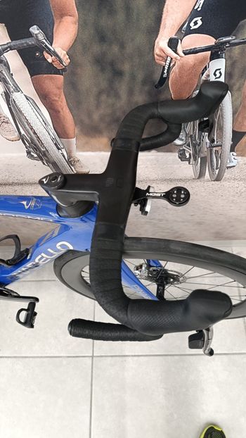 Gebrauchtes Pinarello dogma f Custom SRAM Red eTap AXS 2024 Road & Gravel, Blau — Bild 5 von 6