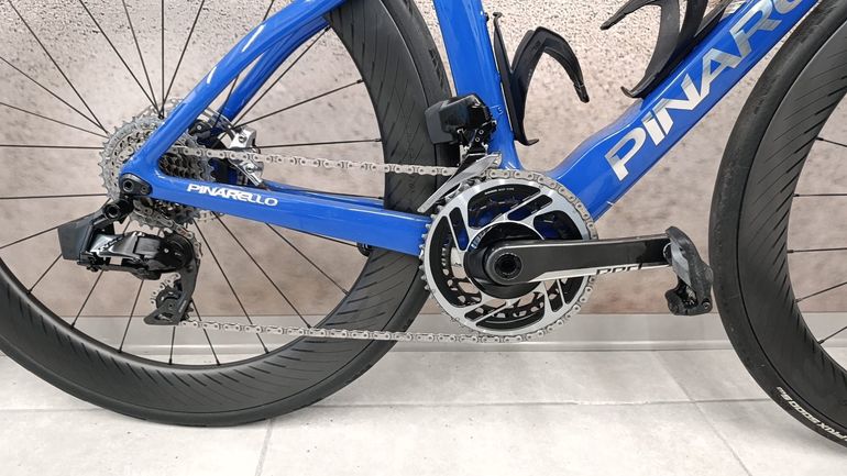 Gebrauchtes Pinarello dogma f Custom SRAM Red eTap AXS 2024 Road & Gravel, Blau — Bild 2 von 6