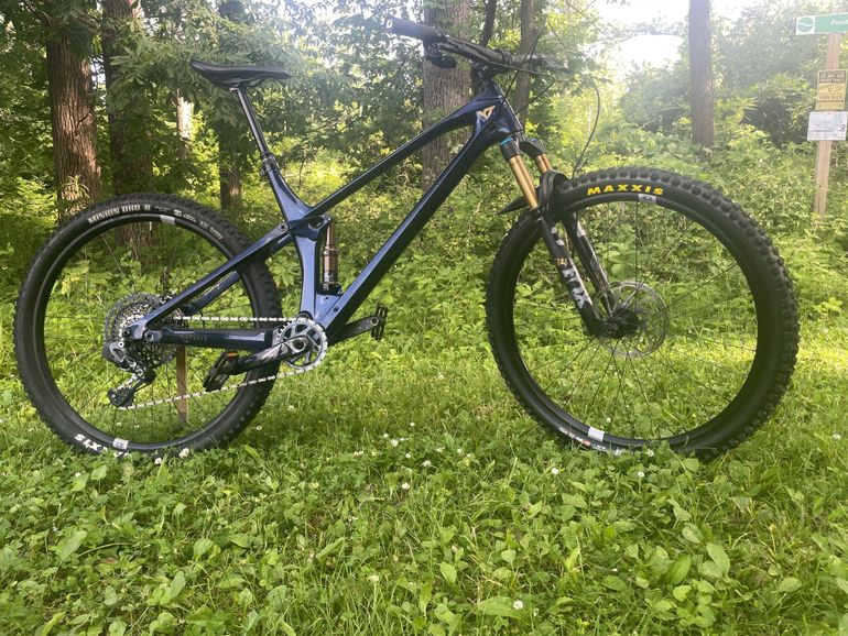 Used YT Industries Izzo CORE 4 29 2022 2022 Mountainbike, Blue, 29 — image 2 of 10