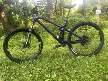 Used YT Industries Izzo CORE 4 29 2022 2022 Mountainbike, Blue, 29 — image 4 of 10