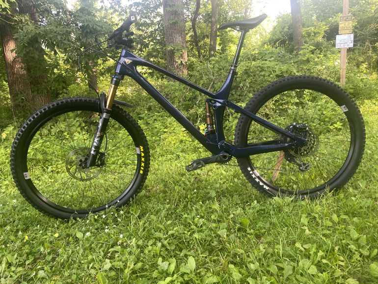 Used YT Industries Izzo CORE 4 29 2022 2022 Mountainbike, Blue, 29 — image 4 of 10
