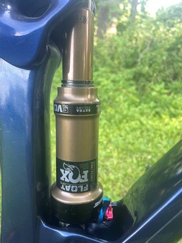 Used YT Industries Izzo CORE 4 29 2022 2022 Mountainbike, Blue, 29 — image 8 of 10