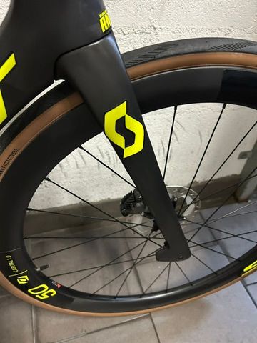 Używany Scott Foil RC 10 2022 2022 Road & Gravel — zdjęcie 4 z 9