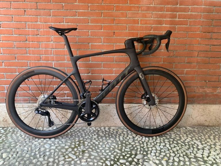 Scott Foil RC 10 2022 2022 Road & Gravel d'occasion — image 6 sur 9
