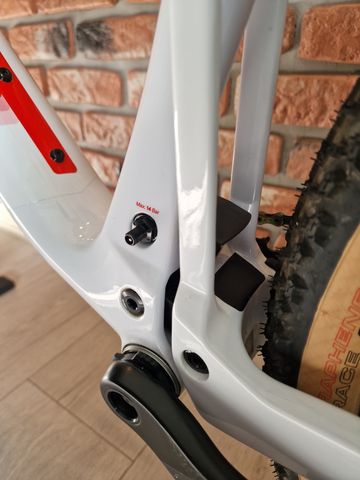 Used BMC Fourstroke 01 LTD 2023 2023 Mountainbike, Red, 29 — image 10 of 20
