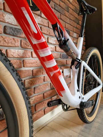 Used BMC Fourstroke 01 LTD 2023 2023 Mountainbike, Red, 29 — image 15 of 20