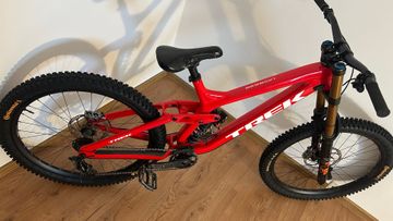 Trek Session 27, 5 Carbon 2021 Mountainbike usato, Rosso — immagine 3 di 7