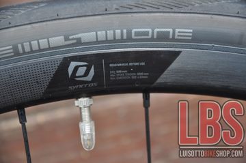 Used Scott Addict 10 2024 2024 Road & Gravel, Black — image 17 of 39