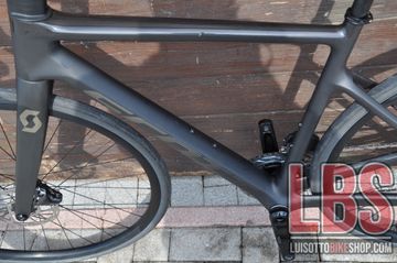 Used Scott Addict 10 2024 2024 Road & Gravel, Black — image 30 of 39
