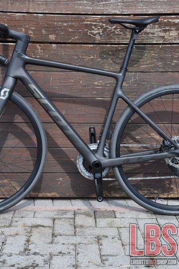 Used Scott Addict 10 2024 2024 Road & Gravel, Black — image 25 of 39