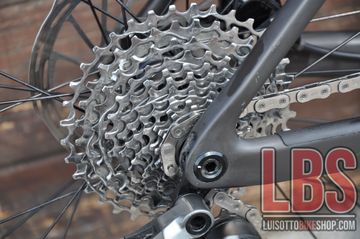 Used Scott Addict 10 2024 2024 Road & Gravel, Black — image 16 of 39