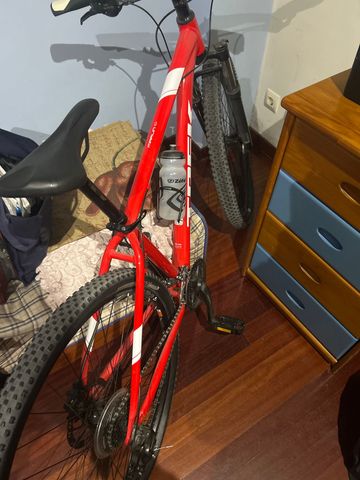 Gebrauchtes Trek Marlin Shimano Alivio 2015 Road & Gravel, Rot — Bild 4 von 5
