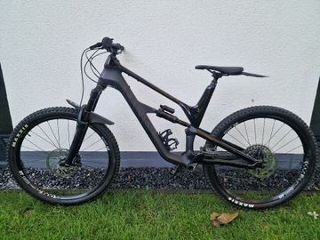 Tweedehands Canyon Spectral CF 7.0 2020 2020 Mountainbike — afbeelding 2 van 8