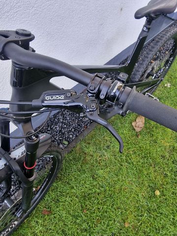 Tweedehands Canyon Spectral CF 7.0 2020 2020 Mountainbike — afbeelding 6 van 8