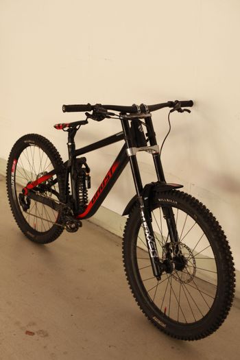 Używany Ghost Riot SRAM GX DH 2023 Mountainbike — zdjęcie 2 z 6