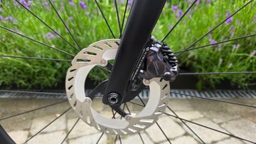 Trek Émonda SL 7 2024 2024 Road & Gravel usato, Nero — immagine 14 di 17
