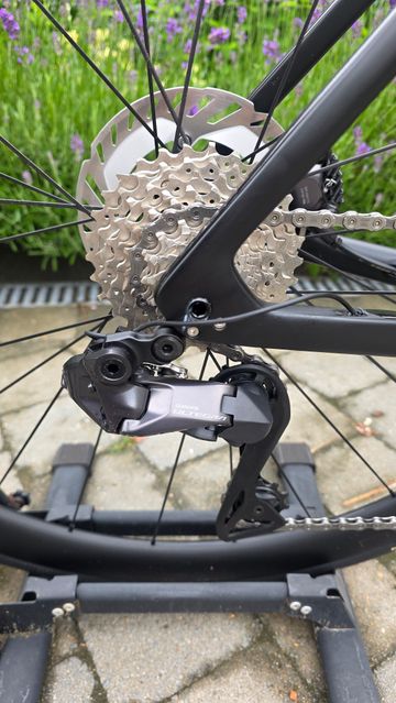 Trek Émonda SL 7 2024 2024 Road & Gravel usato, Nero — immagine 8 di 17