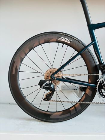 Specialized S-Works Tarmac SL8 – SRAM RED AXS 2025 2025 Road & Gravel d'occasion — image 7 sur 12