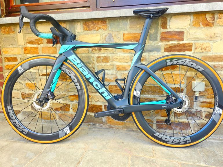Bianchi Oltre PRO SHIMANO ULTEGRA DI2 2024 2024 Road & Gravel d'occasion — image 7 sur 19