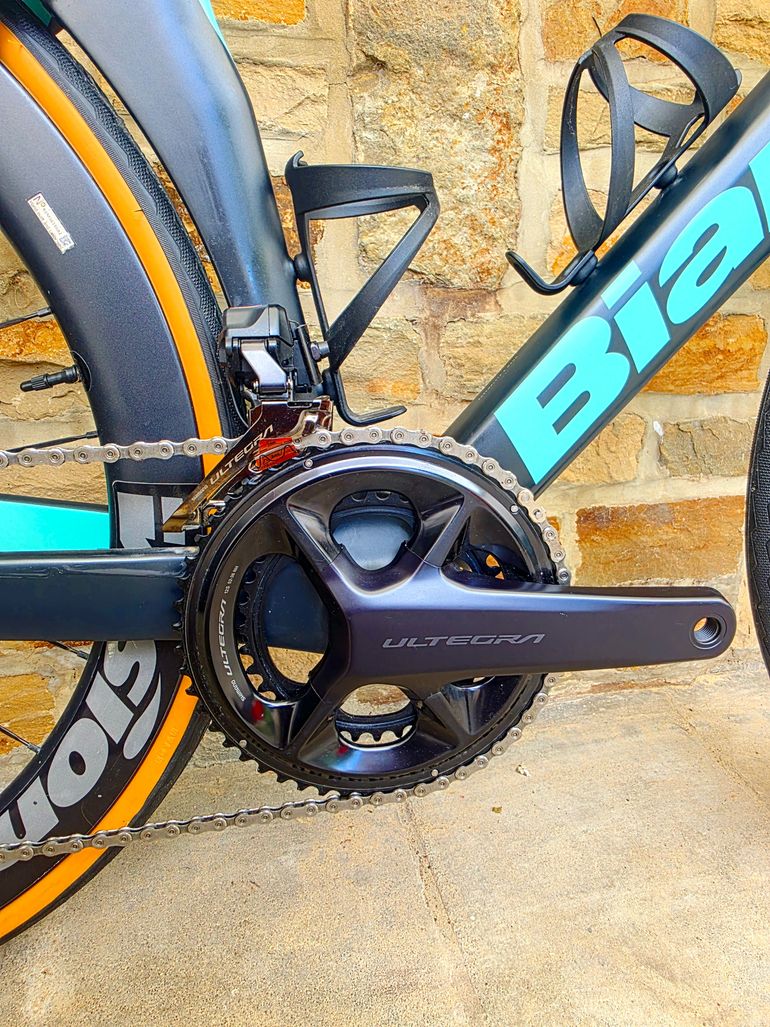 Bianchi Oltre PRO SHIMANO ULTEGRA DI2 2024 2024 Road & Gravel d'occasion — image 11 sur 19