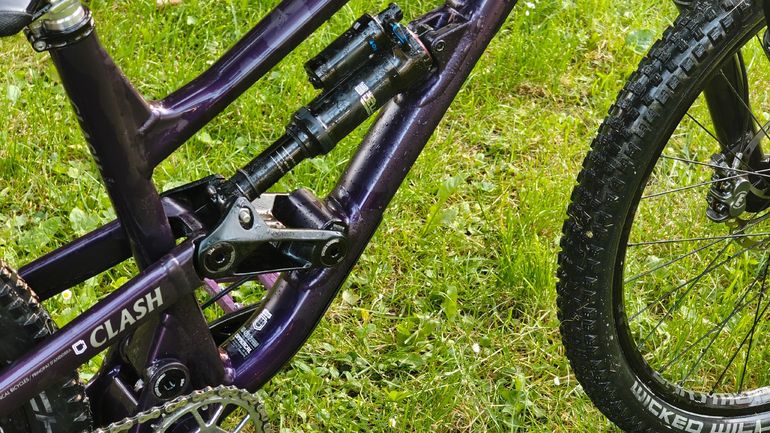 Used Commencal CLASH RIDE PARK MOTO STYLE 2023 2023 Mountainbike, Purple, 27.5 — image 5 of 8