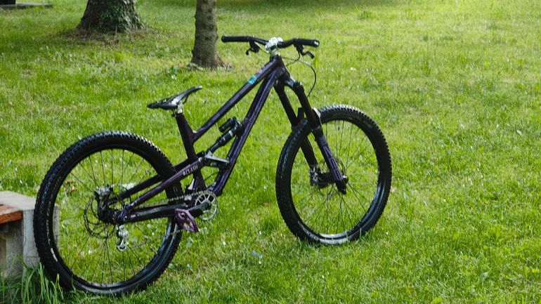 Used Commencal CLASH RIDE PARK MOTO STYLE 2023 2023 Mountainbike, Purple, 27.5 — image 4 of 8