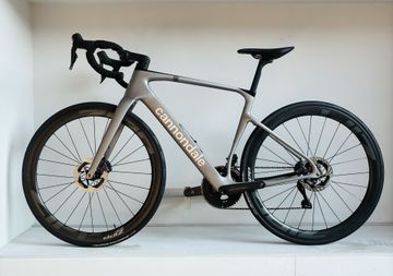 Tweedehands Cannondale Synapse Carbon 2 2026 2026 Road & Gravel — afbeelding 10 van 15