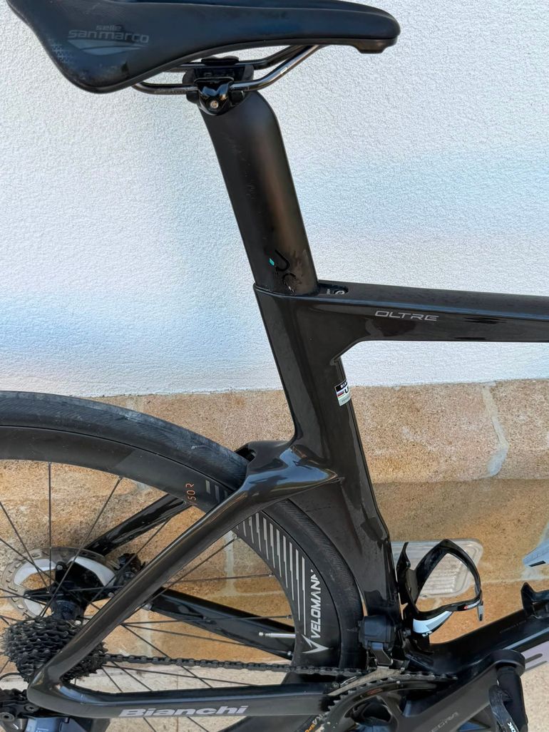 Used Bianchi Oltre PRO 2026 2026 Road & Gravel, Black — image 9 of 17