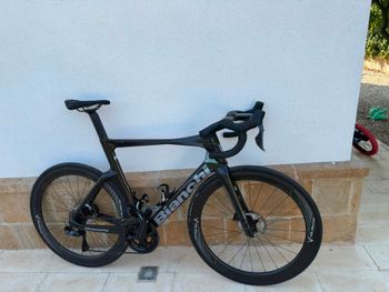Used Bianchi Oltre PRO 2026 2026 Road & Gravel, Black — image 8 of 17