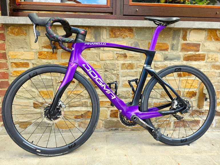 Pinarello DOGMA F DURA ACE Di2 2024 2024 Road & Gravel d'occasion — image 5 sur 24