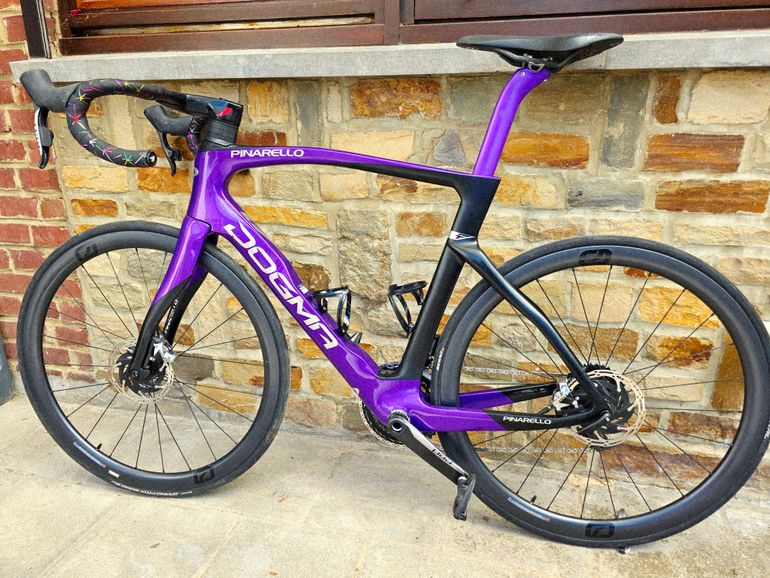 Pinarello DOGMA F DURA ACE Di2 2024 2024 Road & Gravel d'occasion — image 6 sur 24