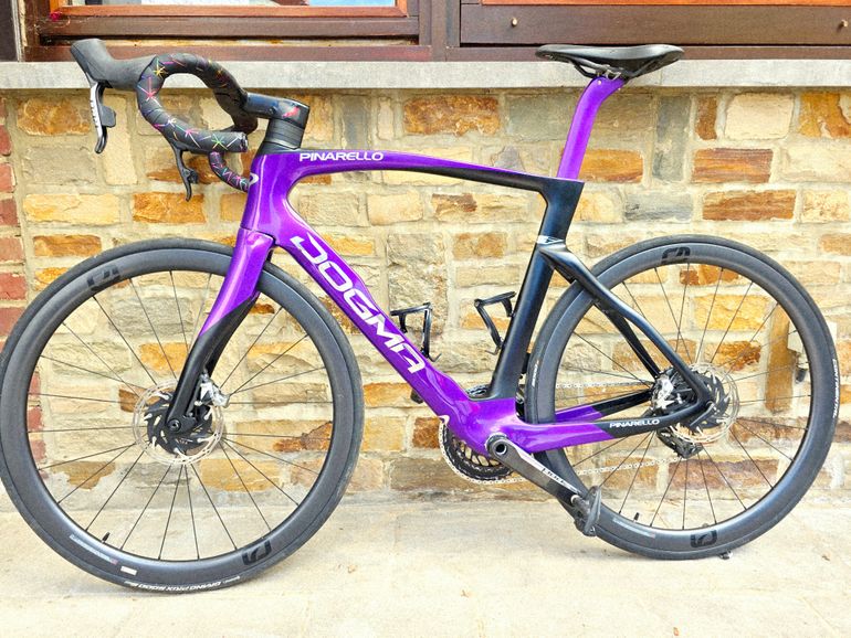 Pinarello DOGMA F DURA ACE Di2 2024 2024 Road & Gravel d'occasion — image 8 sur 24