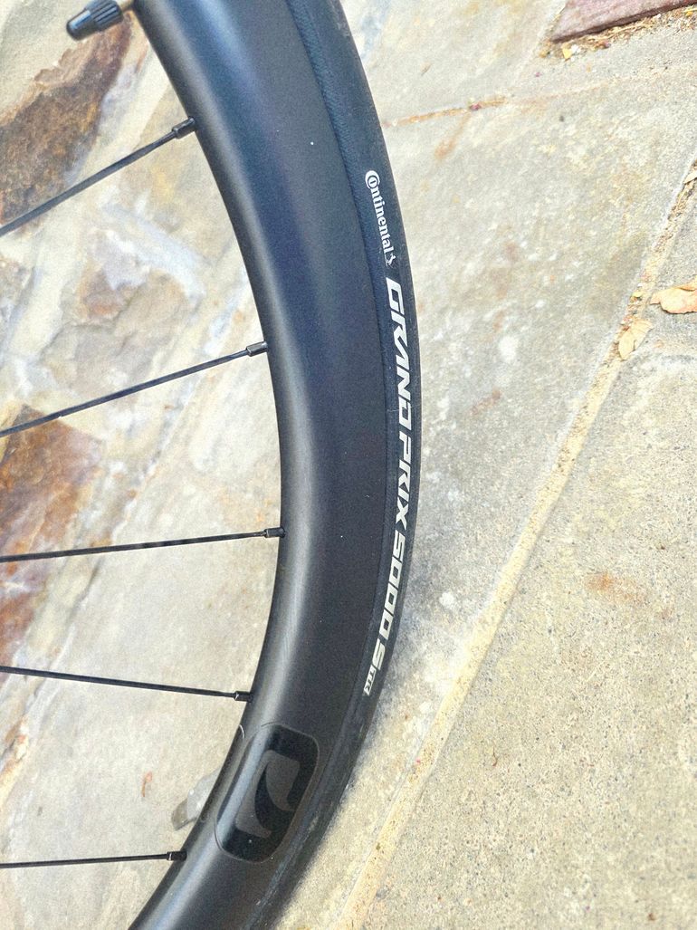 Pinarello DOGMA F DURA ACE Di2 2024 2024 Road & Gravel d'occasion — image 20 sur 24