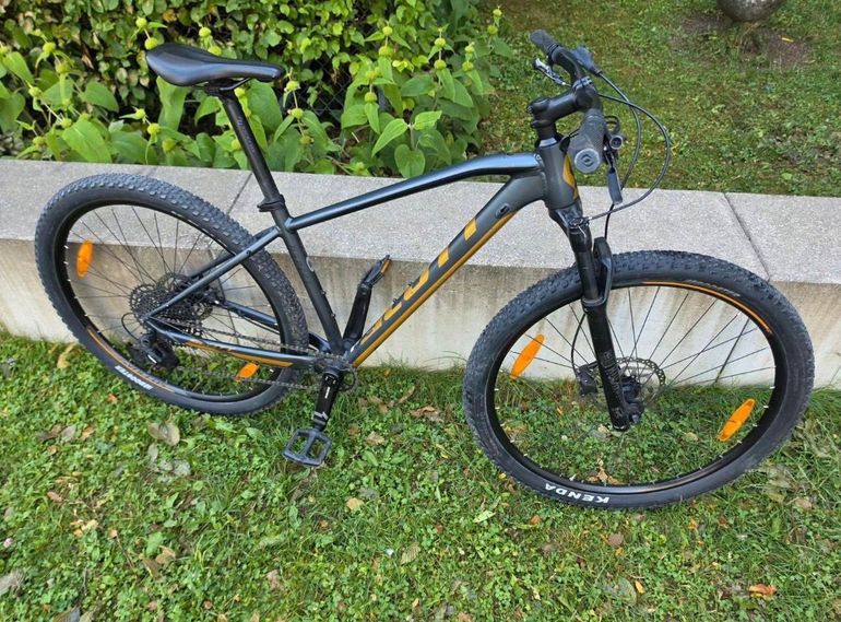 Used Scott Aspect 910 2022 2022 Mountainbike, Light Gray, 29 — image 1 of 4
