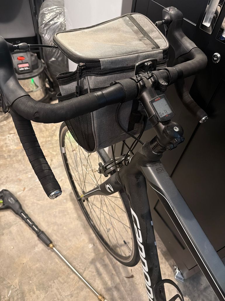 Used Cannondale Synapse CAAD L 2015 2015 Road & Gravel, Black — image 4 of 6