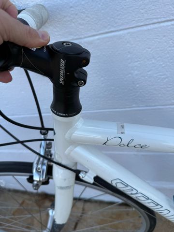Used Specialized Dolce Elite Compact 2009 2009 Road & Gravel, White — image 8 of 11