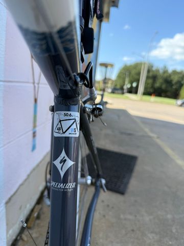 Used Specialized Dolce Elite Compact 2009 2009 Road & Gravel, White — image 5 of 11