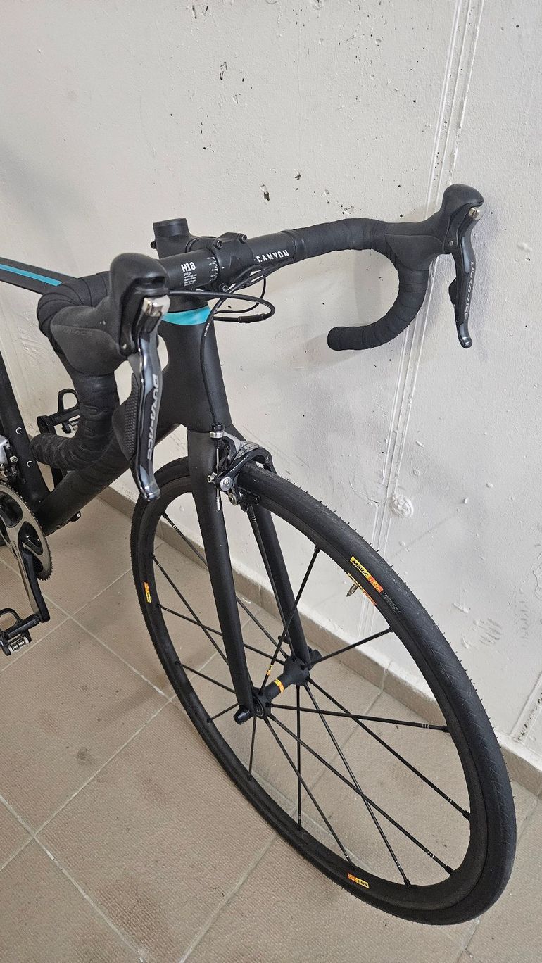 Used Canyon Ultimate Shimano Dura Ace Di2 2018 Road & Gravel, Black — image 3 of 12
