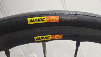 Used Canyon Ultimate Shimano Dura Ace Di2 2018 Road & Gravel, Black — image 9 of 12