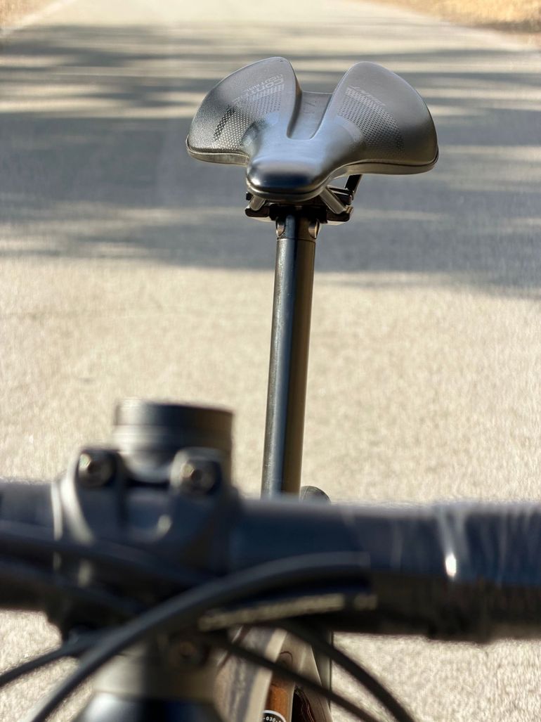 Used Giant TCR Advanced Disc 2 Pro Compact 2024 2024 Road & Gravel, Orange — image 10 of 14