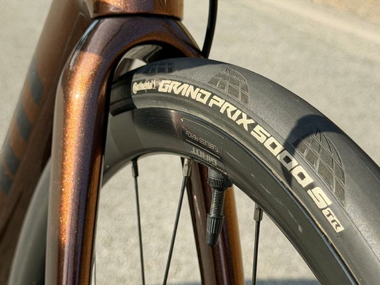 Used Giant TCR Advanced Disc 2 Pro Compact 2024 2024 Road & Gravel, Orange — image 9 of 14